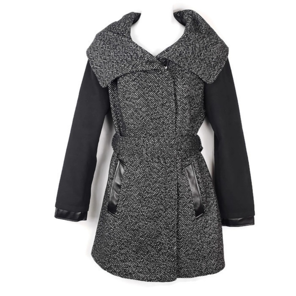 Placket Coat w/Faux Leather Medium Wool Blend